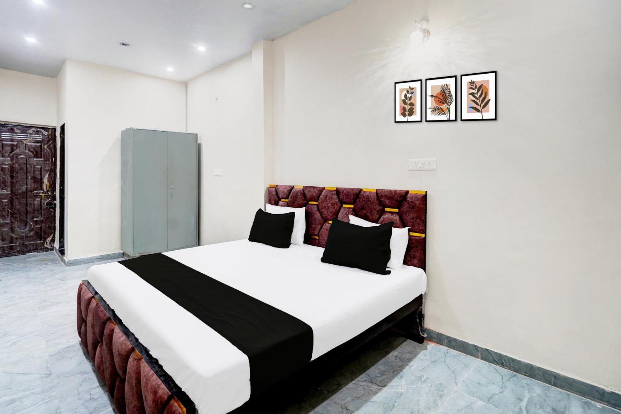 Hotel O Laxmi Guest House Varanasi Exterior photo